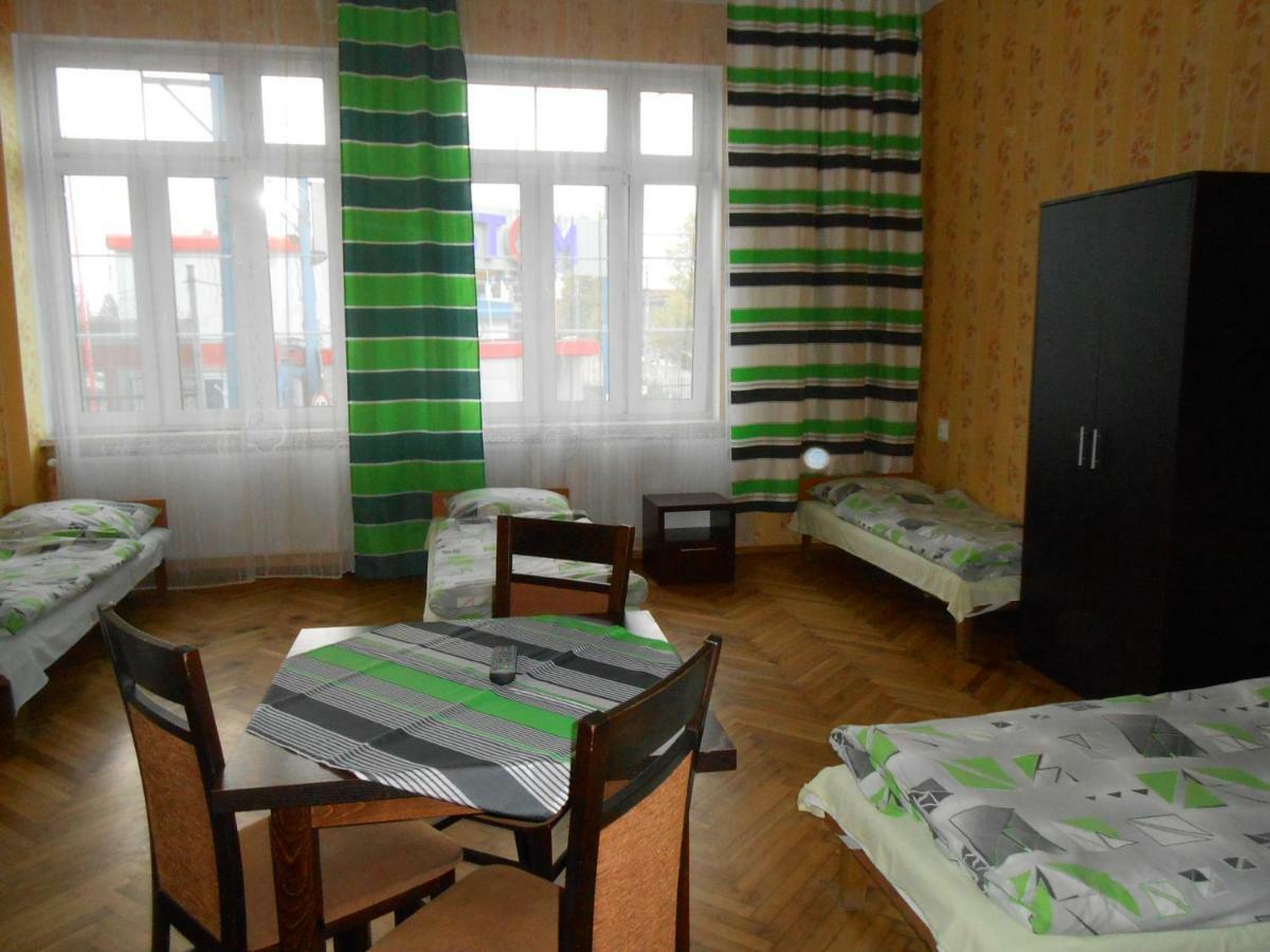 Mpark Noclegi Slask Chorzow Bagian luar foto